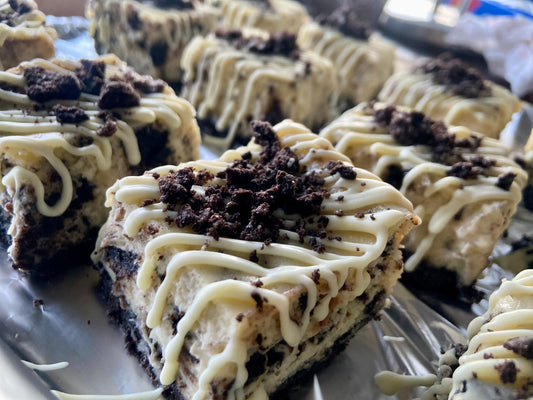 Oreo Cheesecake Bars