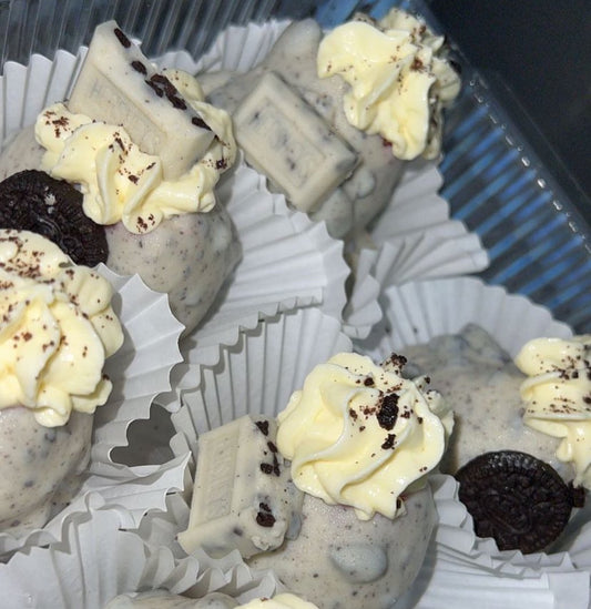 Cookies & Cream Cheesecake Berries